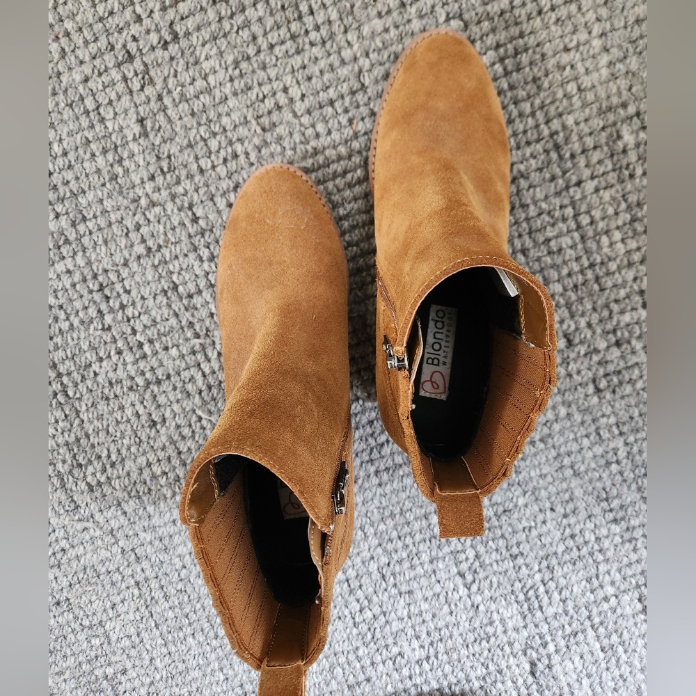 Blondo Women's Tan Suede Ankle Boots- Noa, Size 9.5 - Picture 4 of 6